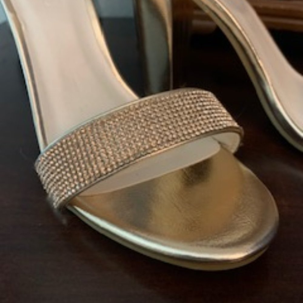 Sparkle Your Way Through Any Occasion With These … - image 8